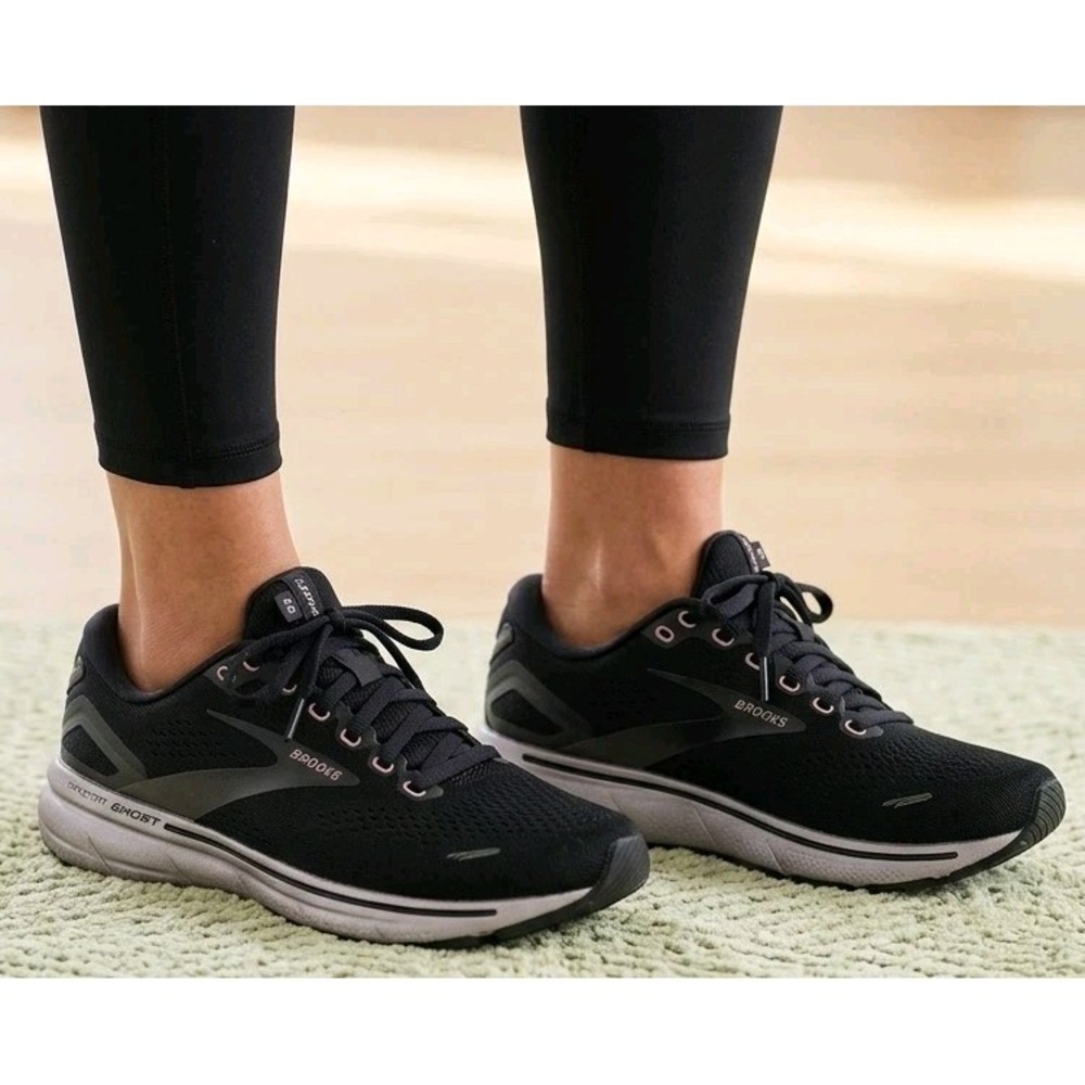 Brooks Ghost 15 Women's 6.5 B Black Athletic Sneakers Running Shoes